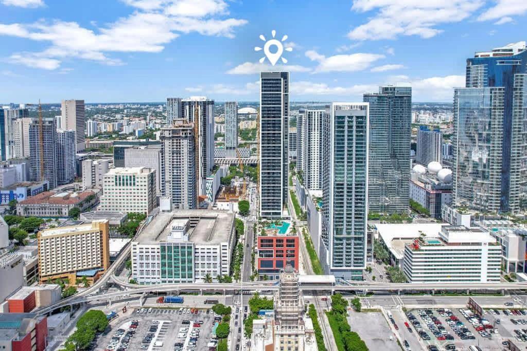 1 Bedroom - Views Gym & Pool