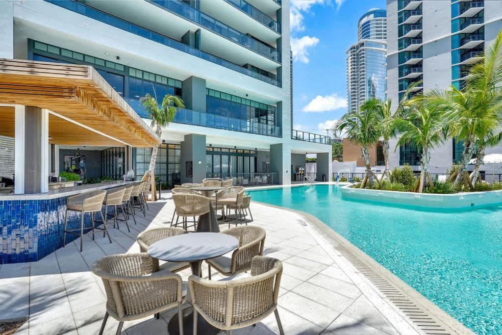 1 Bedroom - Views Gym & Pool Apartamento *